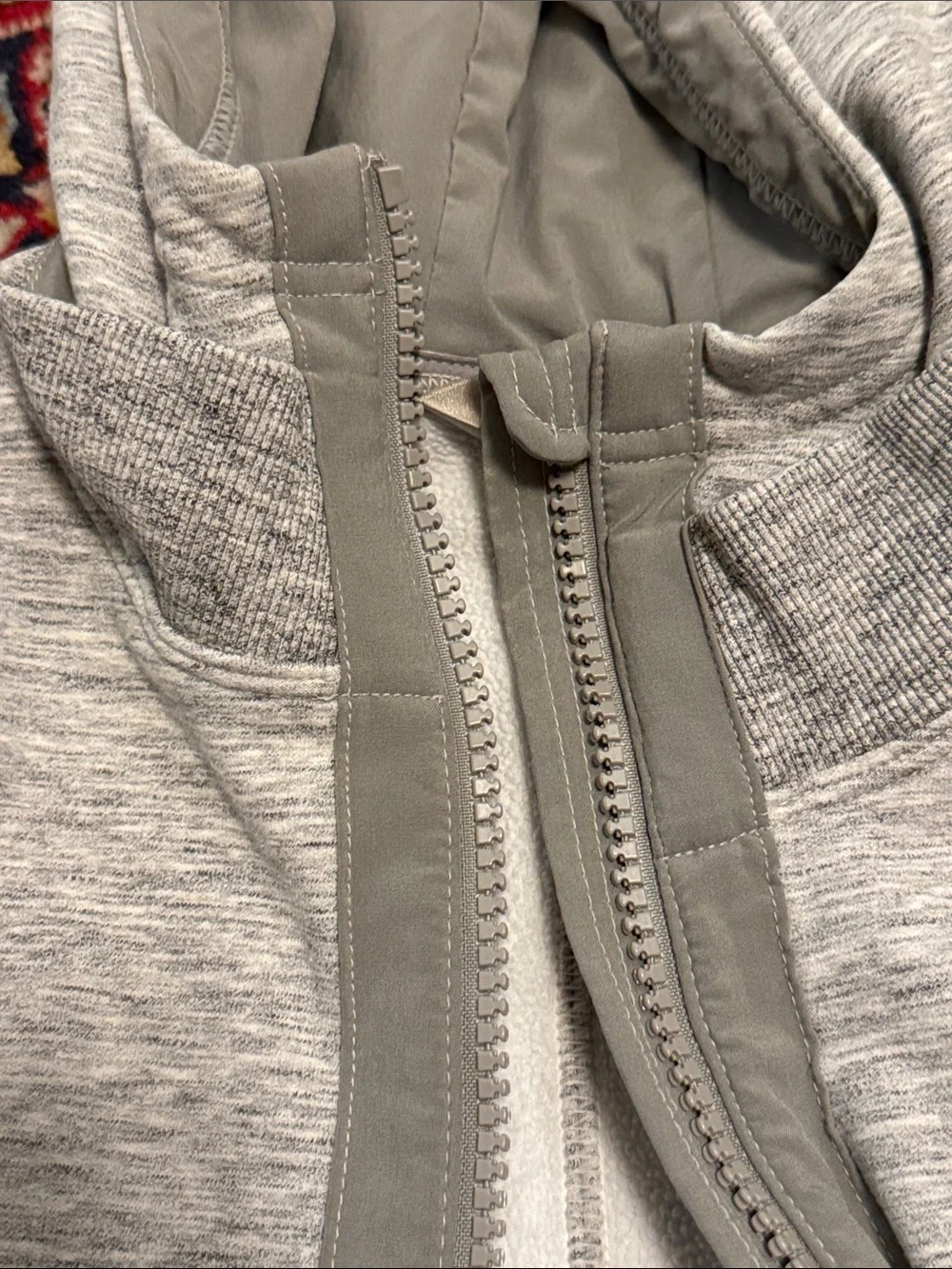 ATHLETA light gray jacket (2)